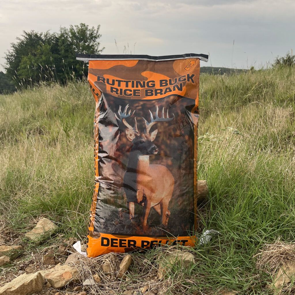 CROSSHAIRS RUTTING BUCK RICE BRAN BASE DEER PELLET